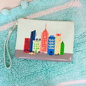 Kate Spade wristlet-  LIKE NEW CONDITION